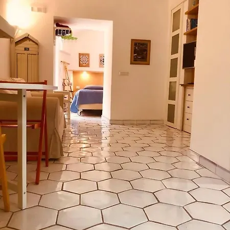 アパート A Casa Dei Sasso Week End Romantico A ポジターノ