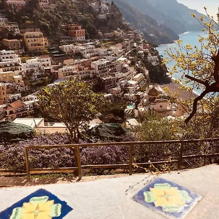 A Casa Dei Sasso: Week End Romantico A Positano! *